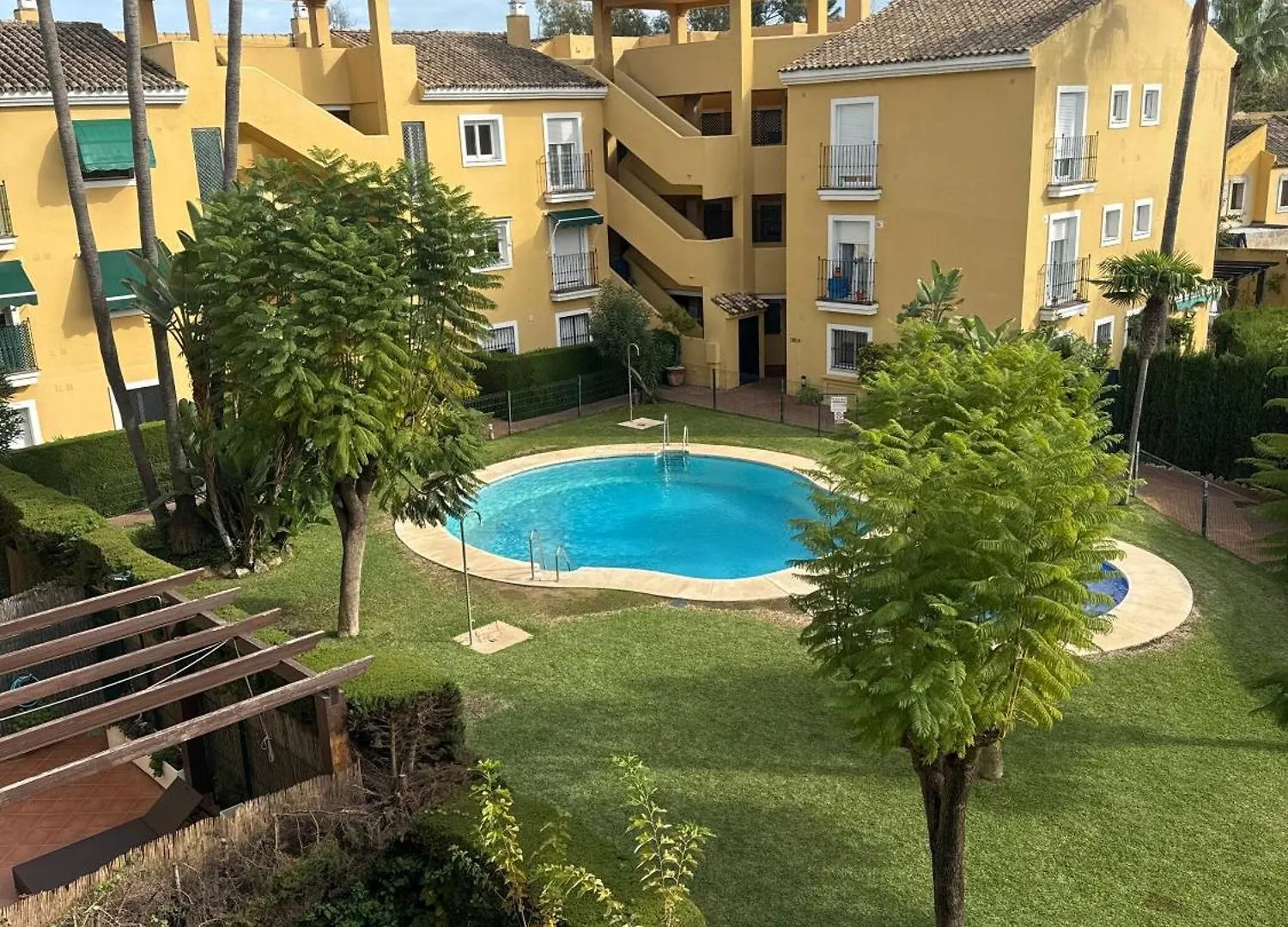 Guest house Room In Apartment - Room In Guadalmina With Pool Estepona