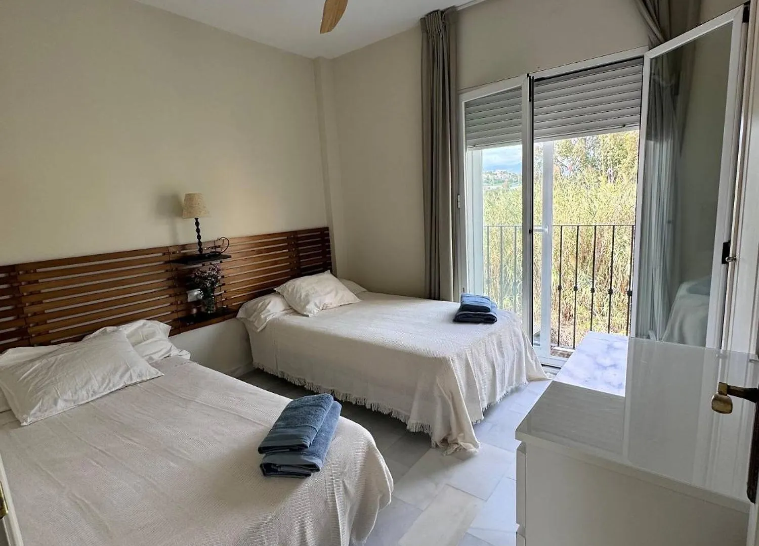 Room In Apartment - Room In Guadalmina With Pool Estepona 0*,